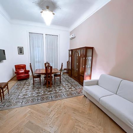 Luxury Bnb Dedeo Apartment Бари Екстериор снимка