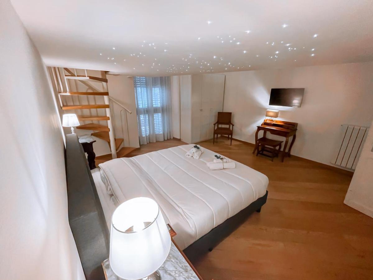 Luxury Bnb Dedeo Apartment Бари Екстериор снимка