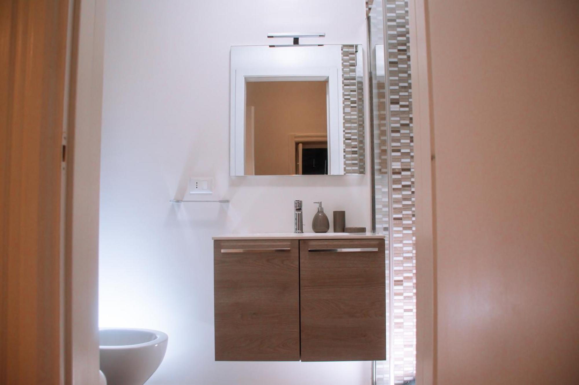 Luxury Bnb Dedeo Apartment Бари Екстериор снимка